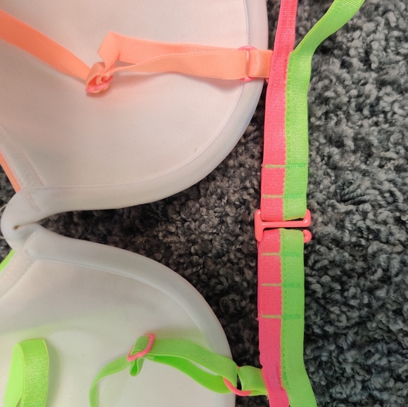 VS great condition, white and neon bikini top - Picture 3 of 5